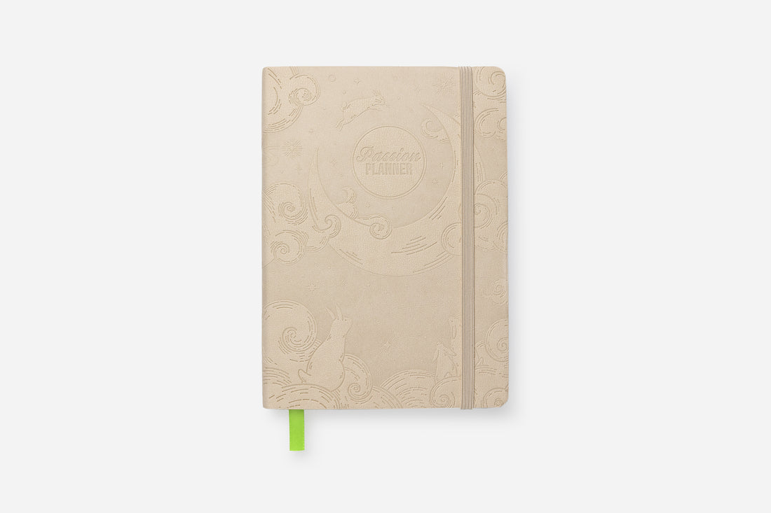 Daily Planner - Undated - Rabbit Moon Ivory - Passion Planner